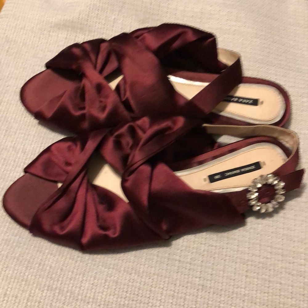 Sandals - Picture 2 of 2